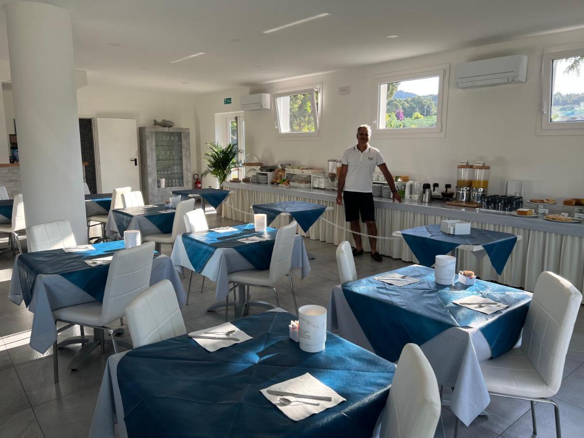 Hotel Barbarossa Porto Azzurro Buitenkant foto