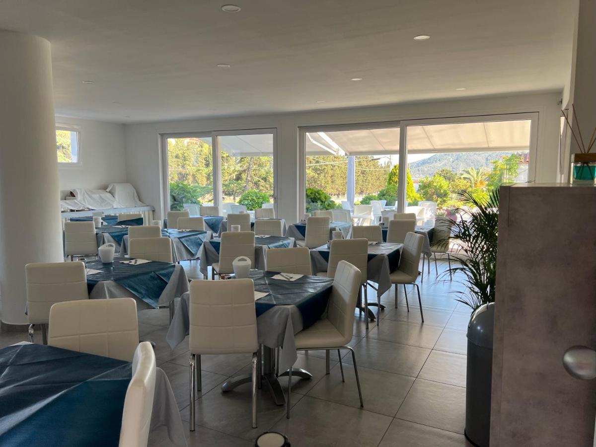 Hotel Barbarossa Porto Azzurro Buitenkant foto