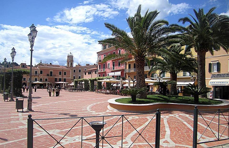 Hotel Barbarossa Porto Azzurro Buitenkant foto
