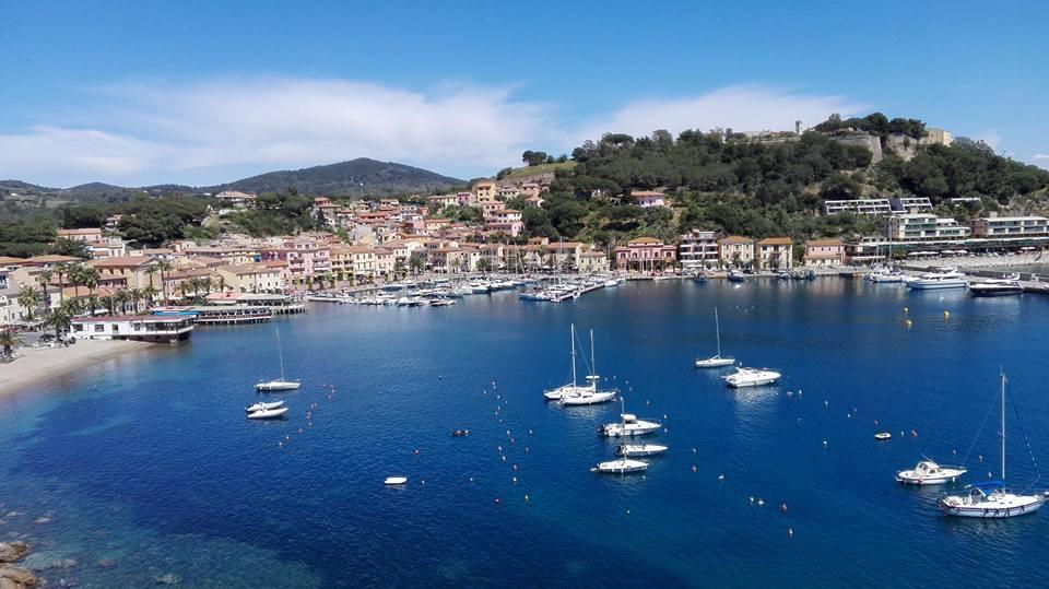Hotel Barbarossa Porto Azzurro Buitenkant foto