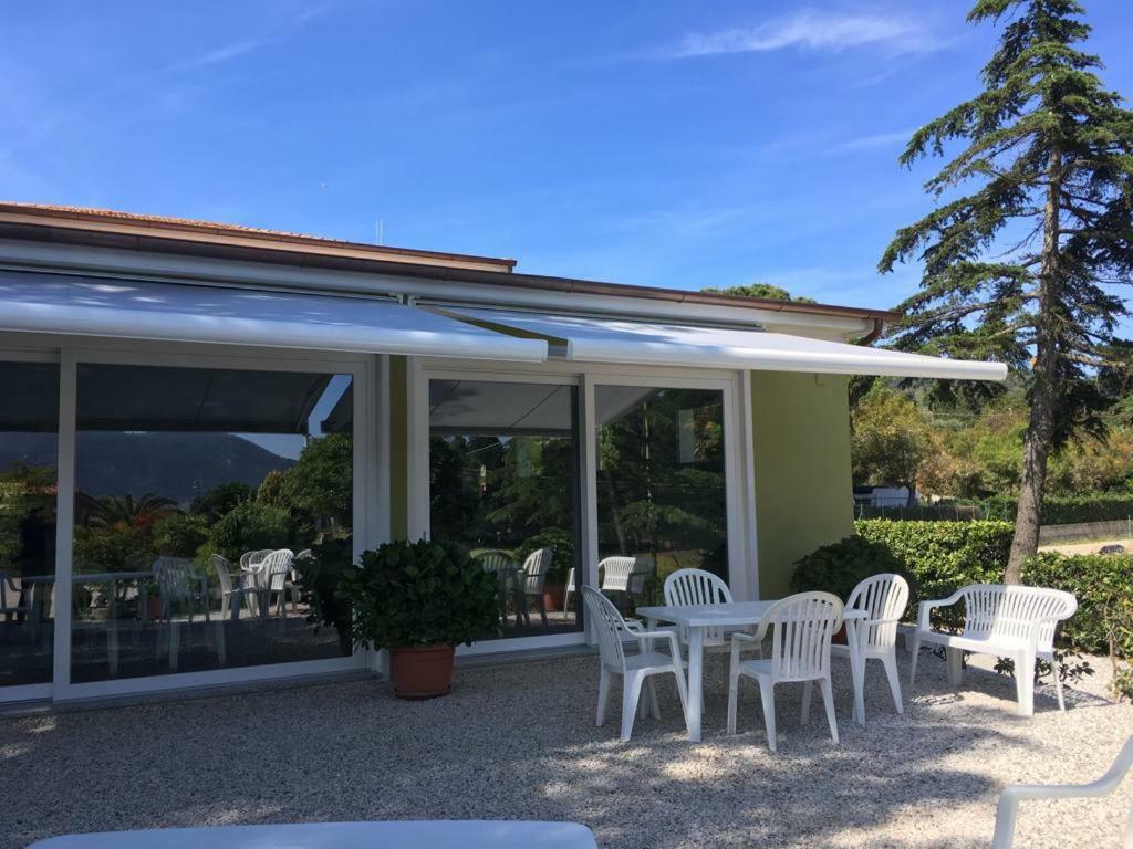 Hotel Barbarossa Porto Azzurro Buitenkant foto