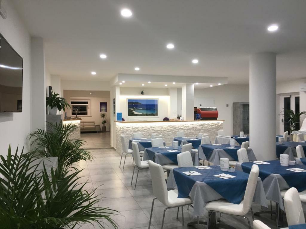 Hotel Barbarossa Porto Azzurro Buitenkant foto